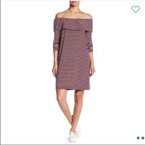 Love Fire Burgundy striped Off the shoulder dress Small Beach Vacation Comfy